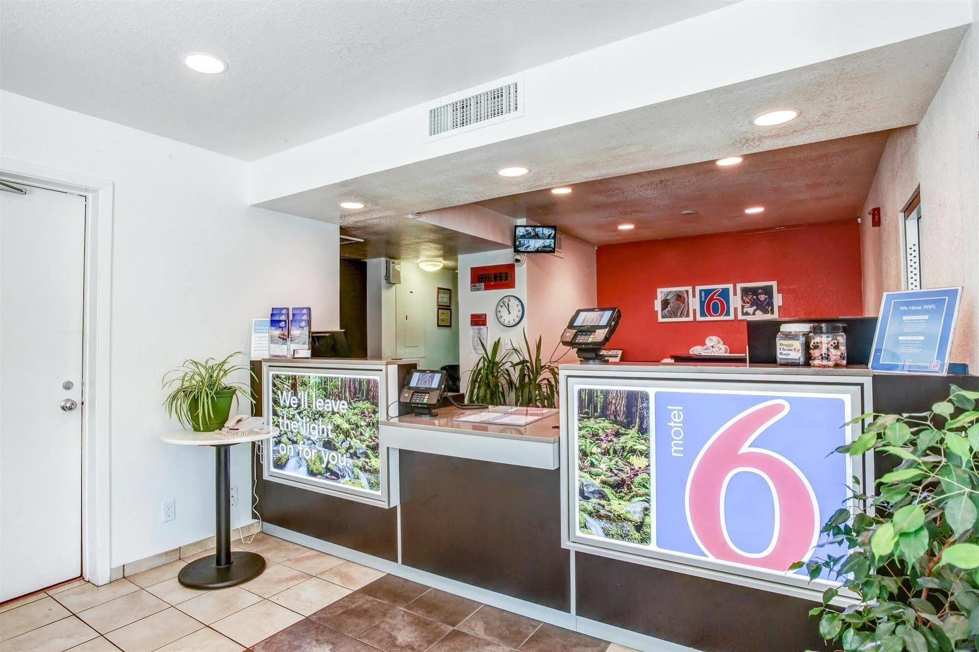 Motel 6-Grants Pass, Or Bagian luar foto
