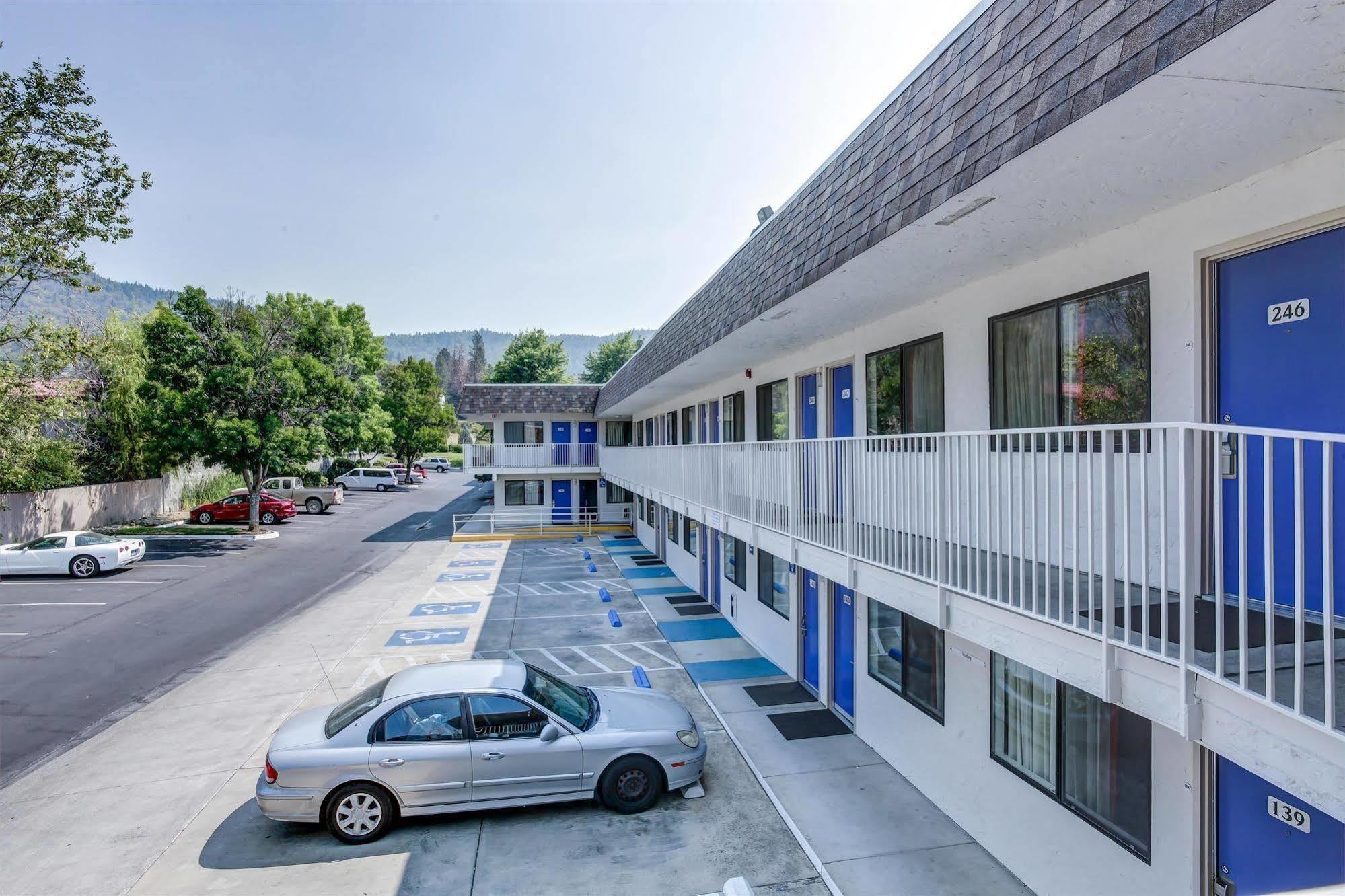 Motel 6-Grants Pass, Or Bagian luar foto
